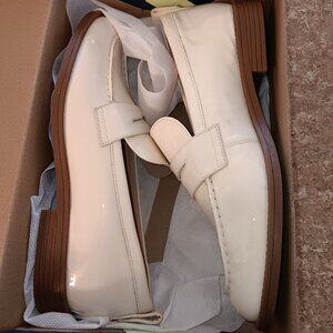 Cole Haan Woman's Penny Loafers Ivory Size 81/2 B